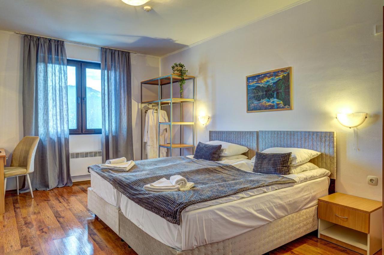 Aparthotel Silver Hills Free Parking Smolyan Ngoại thất bức ảnh