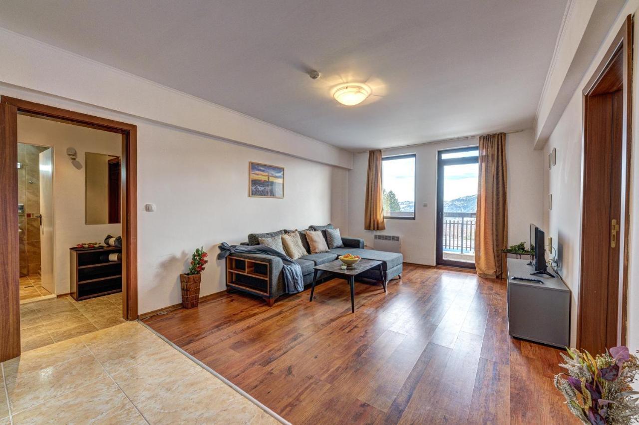 Aparthotel Silver Hills Free Parking Smolyan Ngoại thất bức ảnh