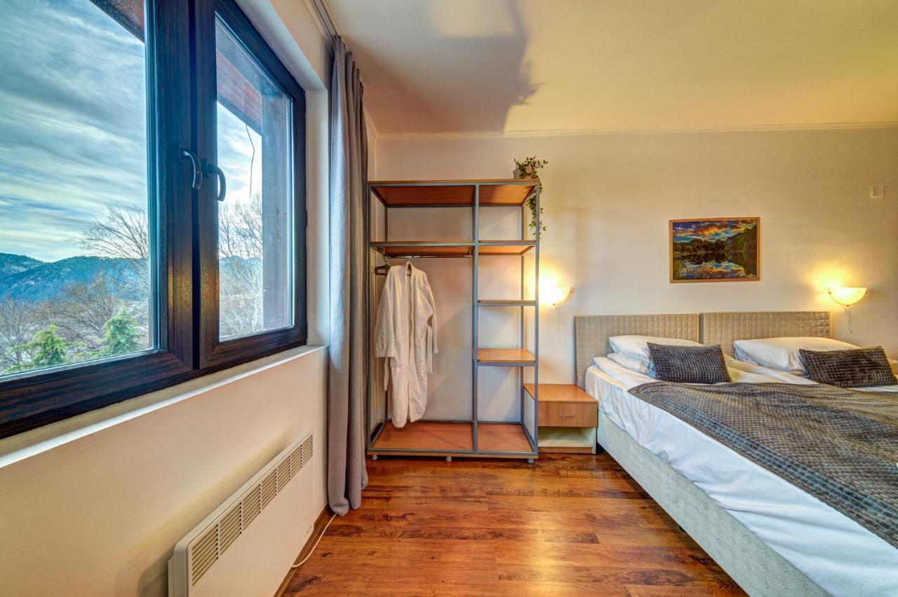 Aparthotel Silver Hills Free Parking Smolyan Ngoại thất bức ảnh
