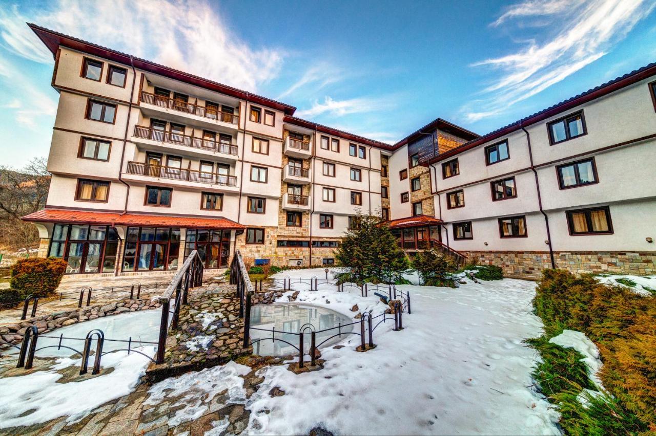 Aparthotel Silver Hills Free Parking Smolyan Ngoại thất bức ảnh
