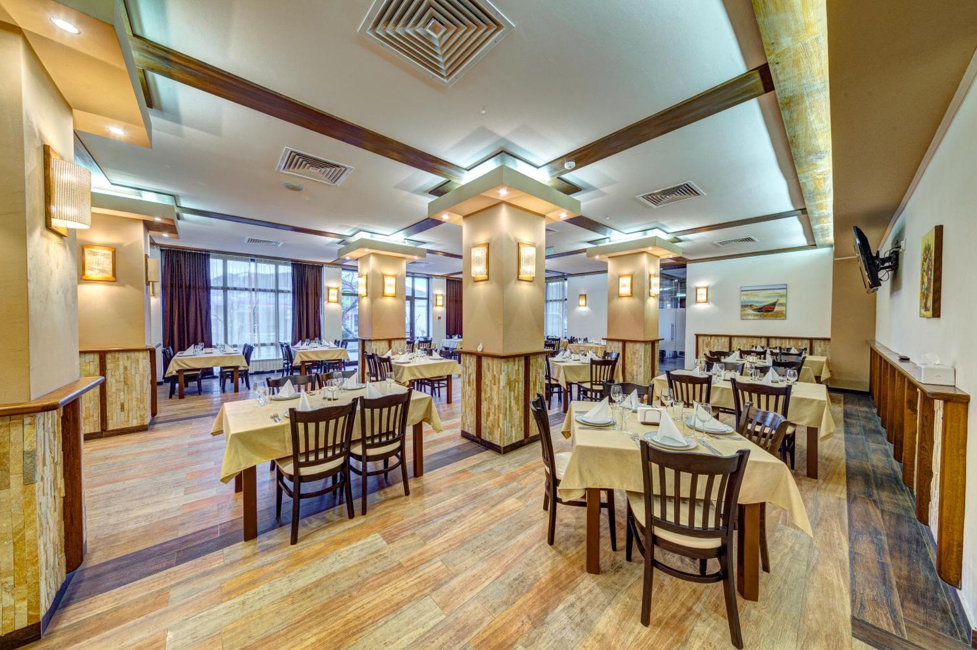 Aparthotel Silver Hills Free Parking Smolyan Ngoại thất bức ảnh